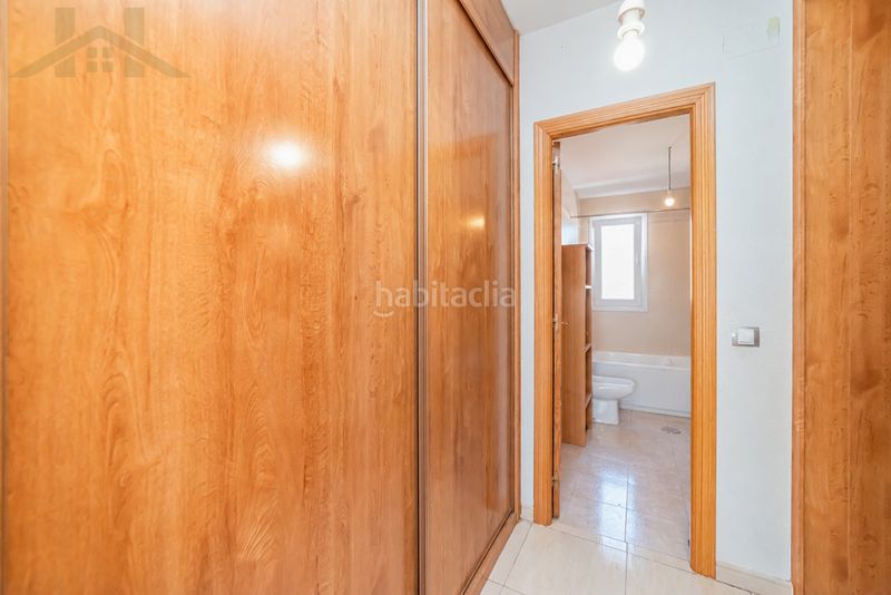 Foto b398b2ec-e4bb-4a17-b10e-8aaf7063f2a2. Casa adossada amb calefacció aparcament piscina a Seseña
