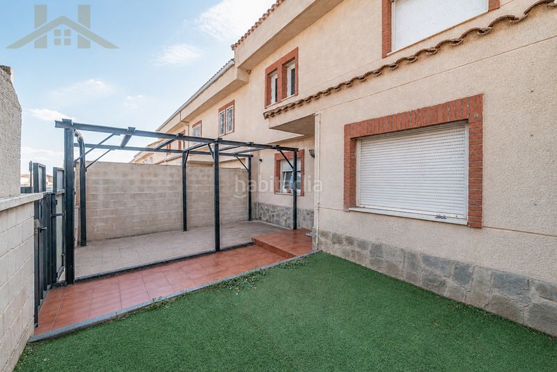Foto c888c771-d862-45c4-b4ba-bd271c8bc13d. Casa adossada amb calefacció aparcament piscina a Seseña
