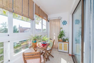 Etagenwohnung  Avenida reverenda madre maría antonia. En venta amplia vivienda de 3 dormitorios en pleno centro con pi