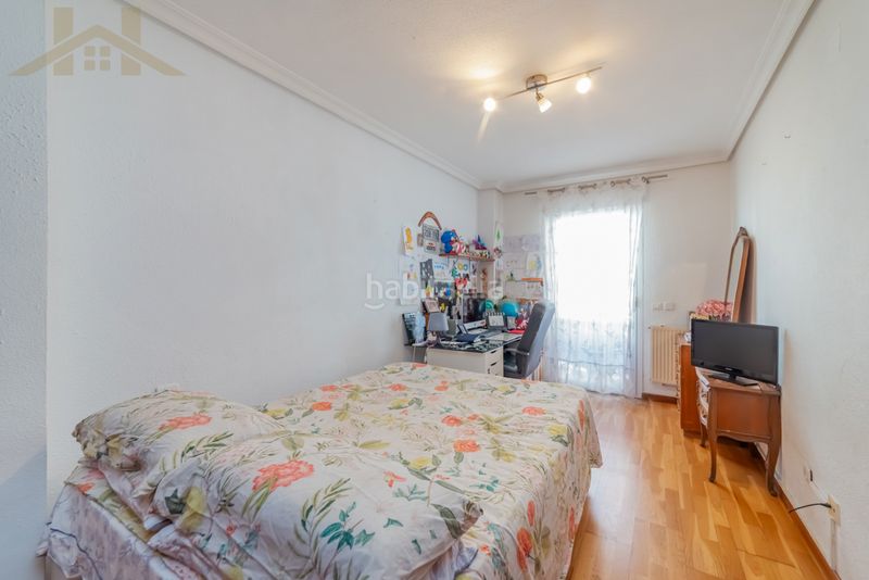 Foto 04c0e491-b01b-4499-b5ff-e7eaad4907e4. Etagenwohnung mit heizung parking pool in Los Cestos-Belén-Las Eras Ciempozuelos