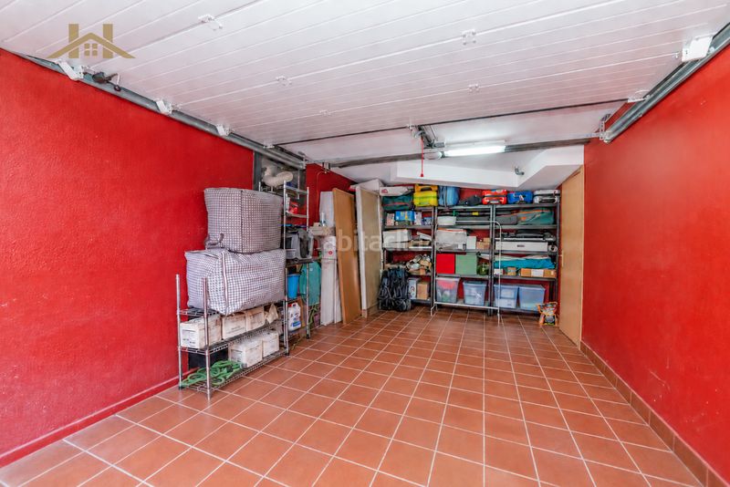 Foto 1d8d041c-4603-4708-a765-b688c78735bf. Casa aparellada amb calefacció aparcament piscina a Seseña