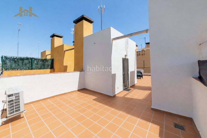 Foto f69060b6-3f40-48fd-b114-d88fcee601db. Casa adossada amb calefacció aparcament a Centro Seseña