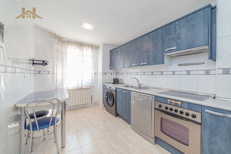Foto e58549a6-5755-48ee-9e17-83695a888453. Casa aparellada amb calefacció aparcament piscina a Seseña