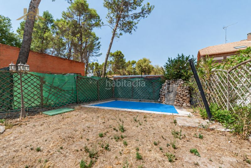 Foto f69c4901-3a0b-48f9-ac42-8ef40893d976. Casa aparellada amb calefacció aparcament piscina a Seseña