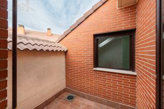 Dachwohnung  Calle de las estrellas. En venta: ático con terraza para reformar en el centro de ciempo