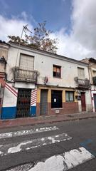 Casa  Calle españa. En venta: casa con dos locales y patio para reformar en la mejor