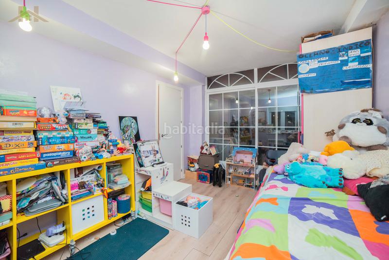 Foto 4667545c-8ba3-4139-90aa-8045970e13fc. Maison jumelée avec chauffage parking dans Cuevas-Ilustración Ciempozuelos