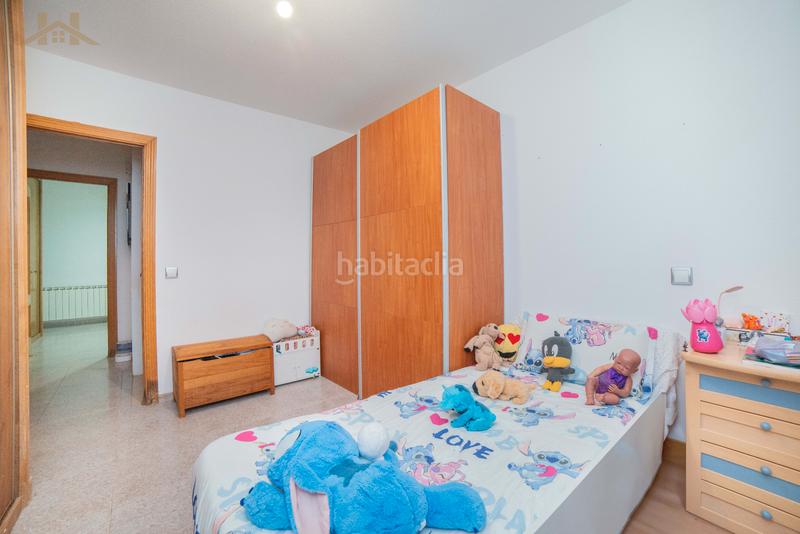 Foto 733c9c36-dd85-42ac-a621-ce585802fc52. Maison jumelée avec chauffage parking dans Cuevas-Ilustración Ciempozuelos