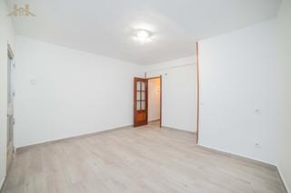 Planta baja  Avenida de belén. En venta: piso reformado en una de las mejores zonas de ciempozu