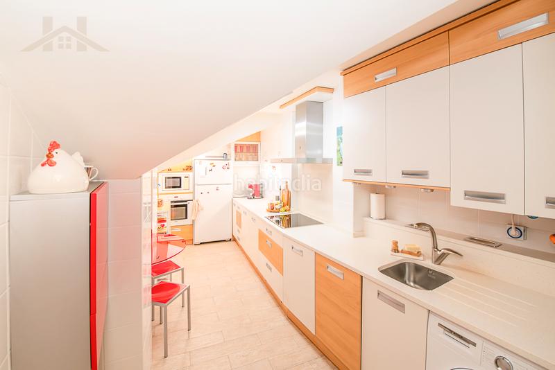 Foto 2302ce1f-849c-48e1-bd11-0659ebcde725. Àtic amb calefacció aparcament a Casco Antiguo Sur Ciempozuelos