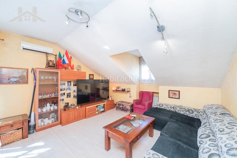 Foto 38ad0efe-d669-4756-b08f-8f59af186fb4. Àtic amb aparcament a San Martín de la Vega