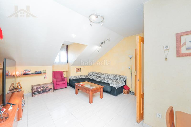 Foto 3deb5743-cb3c-41d2-937b-e13c8f633f47. Àtic amb aparcament a San Martín de la Vega