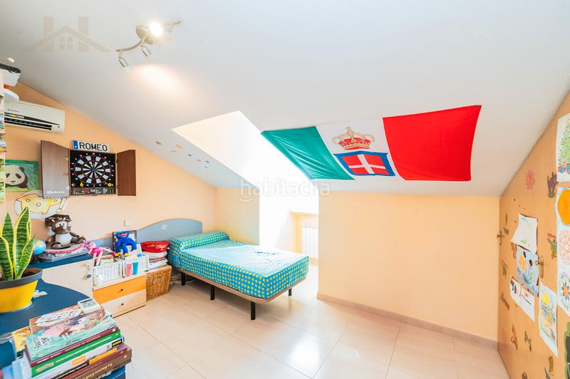 Foto 846a230f-a5b2-470c-bd35-7c2c3fedd8eb. Àtic amb aparcament a San Martín de la Vega