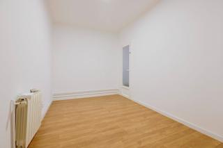 Pis  Carrer de la poetessa caparà 63. Piso en venta en calle de la poetessa caparà, 63