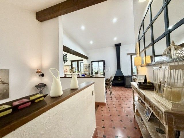 Foto 1fe3923d-7948-4440-92f7-0bc75e7a4b71. Chalet mit kamin parking in Fuenteheridos