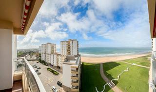 Appartement  Calle javier merello. Piso en urb. vistahermosa edificios alcotan