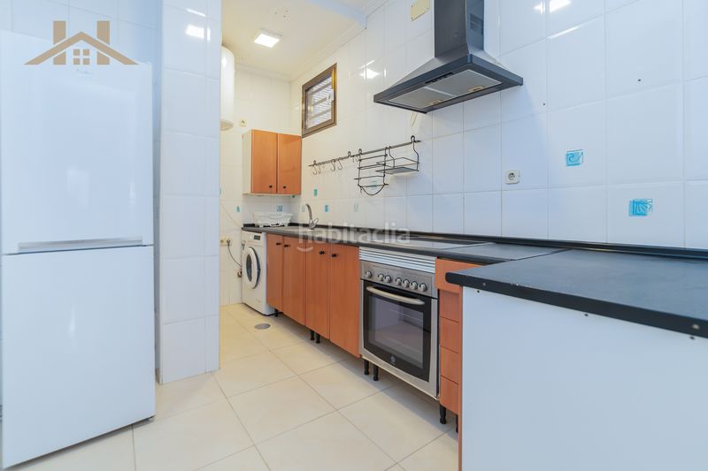Foto b98905c9-c922-4989-898c-e93714dd9ff8. Ground floor in calle osa mayor 6 in Centro Valdemoro