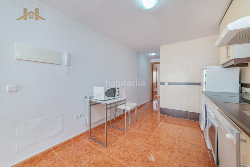 Foto bc397dde-6fc5-4e5e-8d4b-23e302269f56. Flat with heating parking in Centro Valdemoro