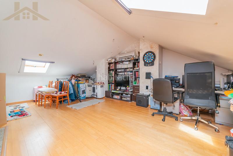 Foto 096c0f3a-69b9-4416-93e5-6d519ed01d14. Maison jumelée avec cheminée chauffage parking piscine dans Valdemoro