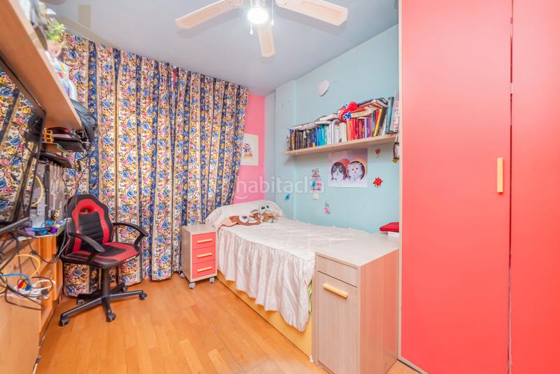 Foto 5512fa17-9a34-4050-8d3b-b2c2d4fd74fd. Maison jumelée avec cheminée chauffage parking piscine dans Valdemoro