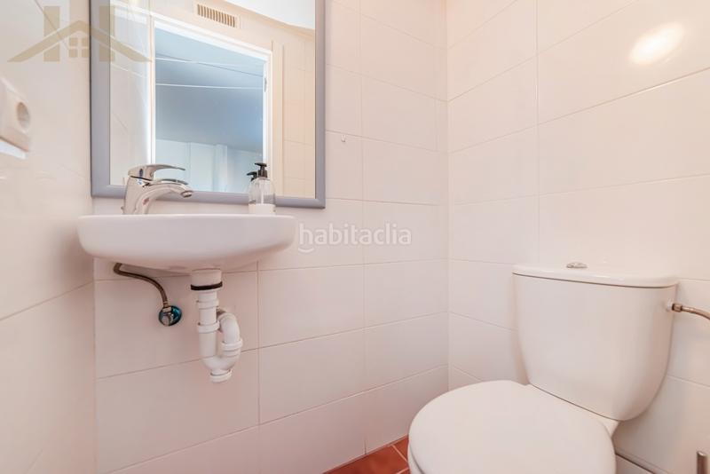 Foto e0cee3ef-76de-432e-accf-c533545b27d0. Casa adossada amb xemeneia calefacció aparcament piscina a Valdemoro