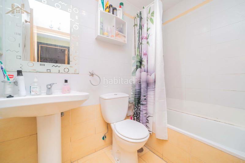 Foto 0292910f-9ec2-4c56-9486-ba34dfa14705. Piano terra con riscaldamento piscina in Hispanoamérica-Comunidades Valdemoro