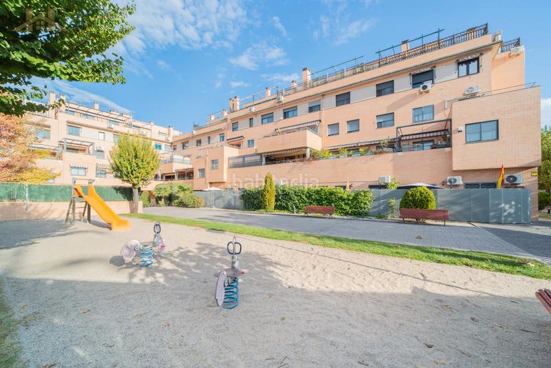 Foto 06c1e875-bbea-42a1-bca1-e83e1040bad7. Piano terra con riscaldamento piscina in Hispanoamérica-Comunidades Valdemoro