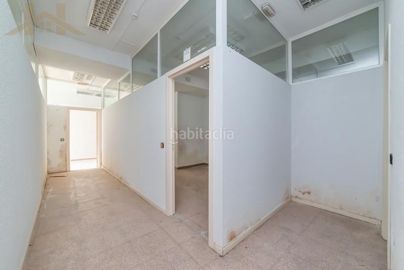 Foto 329fa96d-c878-4b84-98db-d41bc83c7399. Local comercial a Centro Valdemoro
