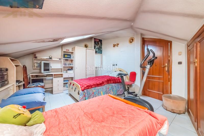 Foto 15e6e195-77ba-457e-bba6-5be6ad7dda18. Casa adossada amb xemeneia a Centro Valdemoro