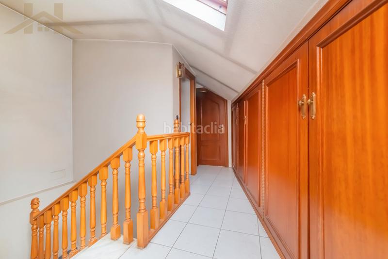 Foto 3a437a69-893b-4f9e-b057-f2ef25aad2bb. Casa adossada amb xemeneia a Centro Valdemoro