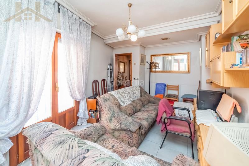 Foto 7deef17d-a2bf-4798-b790-c93470b3208d. Casa adossada amb xemeneia a Centro Valdemoro