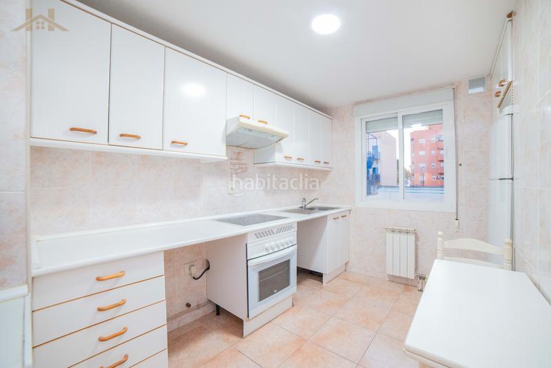 Foto c5a917bd-1c9d-4e2c-b9bd-a2f1789eafa0. Flat with heating parking in Centro Valdemoro