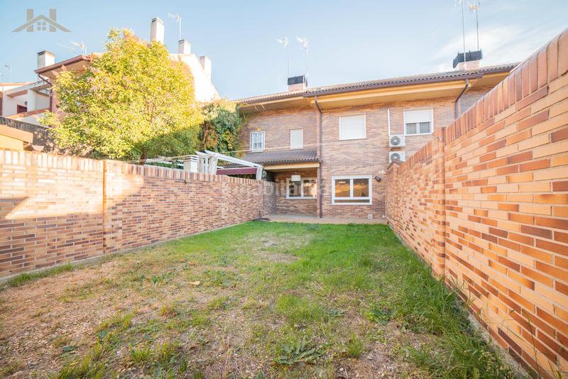 Foto 0440ddaa-e289-4d5a-8a88-b21f852d43dc. Casa adosada chalet adosado en venta – (zona hispanoamérica). en Valdemoro