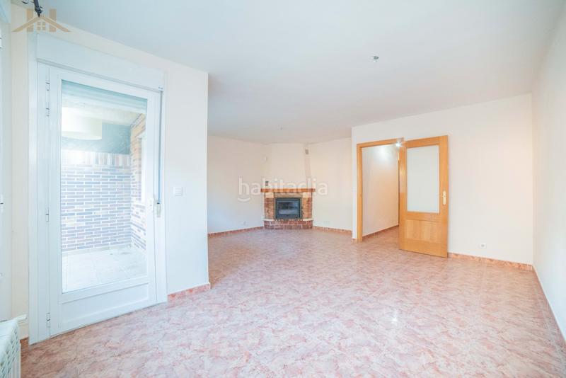 Foto 5a9963e5-2540-4a05-a008-da077ec6c9cd. Casa adosada chalet adosado en venta – (zona hispanoamérica). en Valdemoro