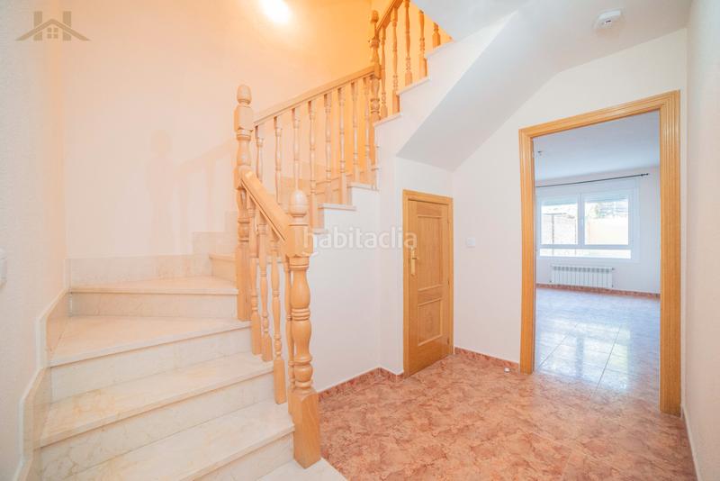 Foto 8b7fa61f-8304-4ddc-b343-23d150faeacc. Casa adosada chalet adosado en venta – (zona hispanoamérica). en Valdemoro