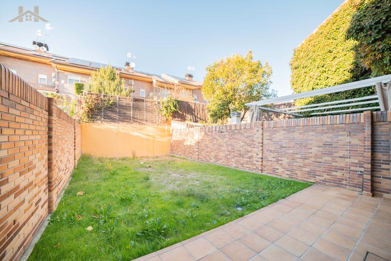 Foto 9a3b21b1-dd73-4a3c-9960-76ffc86fe7ff. Casa adosada chalet adosado en venta – (zona hispanoamérica). en Valdemoro