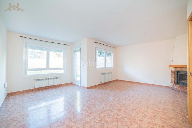 Foto f71768e8-965c-41ec-959a-c5f9ab9fe163. Casa adosada chalet adosado en venta – (zona hispanoamérica). en Valdemoro