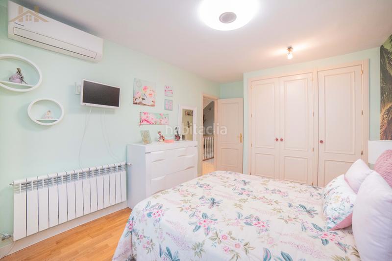 Foto 741b40e5-501e-4ce1-b9e0-a609c19e0ea8. Maison jumelée avec chauffage parking piscine dans Restón I-Restón II Valdemoro