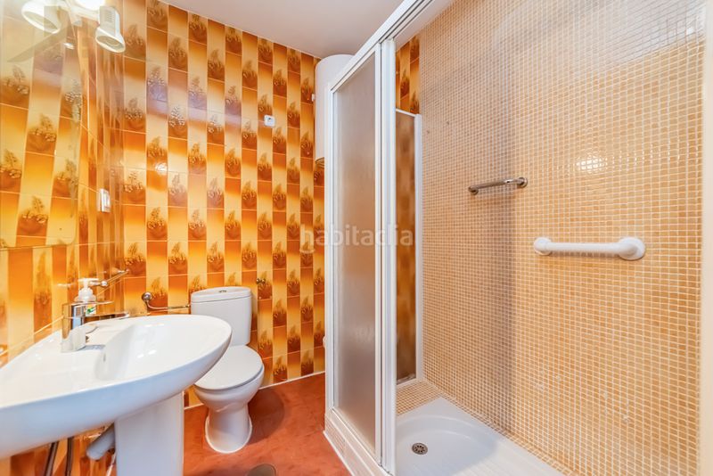 Foto 78eba0b3-c977-4674-8c77-8fe2f26b03c0. Casa amb calefacció a Centro Valdemoro