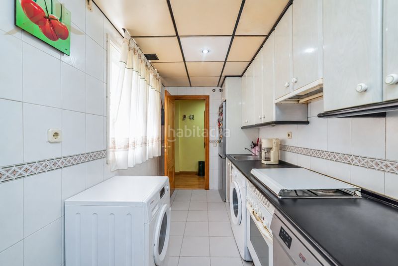 Foto 0e8b515d-8956-48a9-8811-ea6630d00c05. Pis amb calefacció aparcament a Brezo Valdemoro