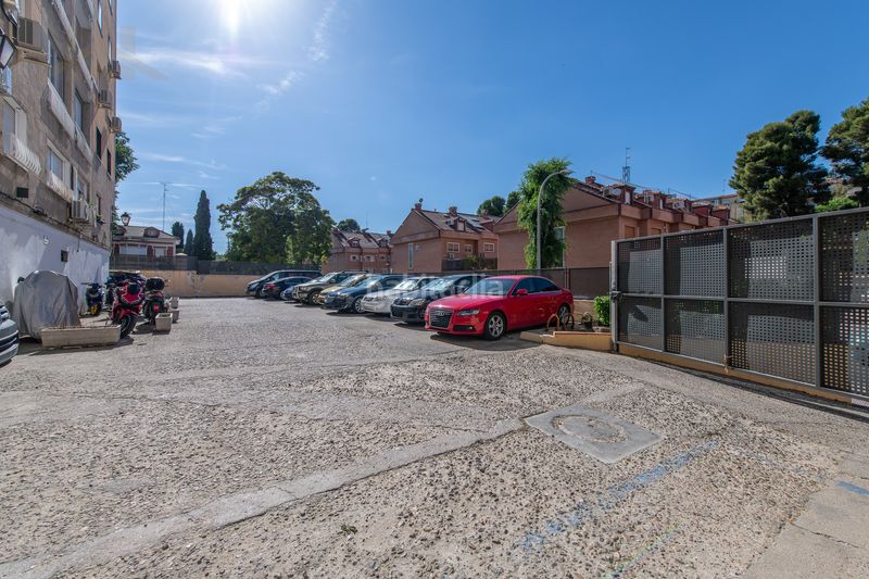 Foto ec523bd7-e682-470e-9368-ba6654321eeb. Pis amb calefacció piscina a Hispanoamérica-Comunidades Valdemoro