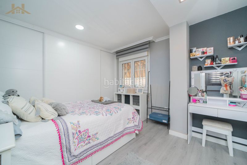 Foto f0d9d6b1-b475-4931-b25b-fc73e68583f3. Casa aparellada amb xemeneia calefacció aparcament piscina a Valdemoro