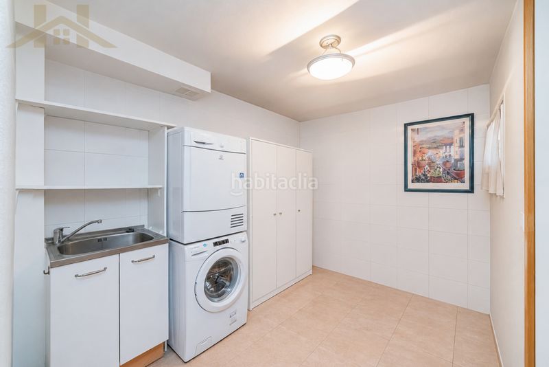 Foto 7a600b86-ebf7-45dd-b838-9e53a00a64d9. Casa adossada amb calefacció a Altos del Olivar-El Caracol Valdemoro