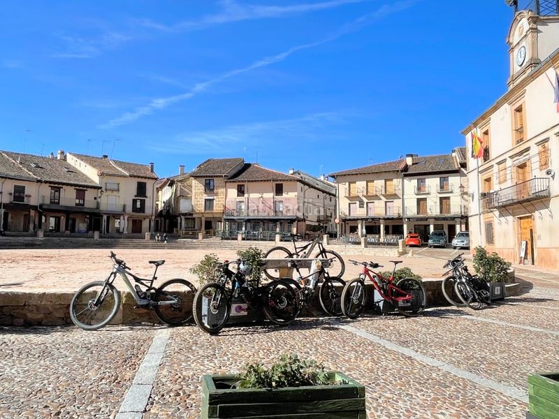 Foto a6cf2e59-e1bc-46e2-8549-24172606f8e8. Dúplex a Riaza