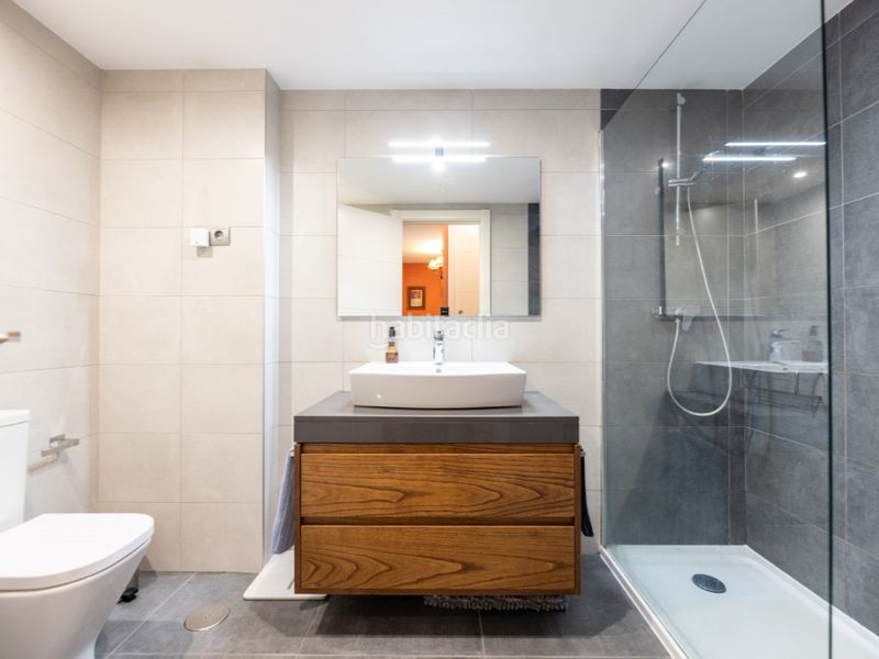 Foto 090a7b42-fc18-45a7-94c7-db723d440dc8. Pis amb aparcament piscina a Montecarmelo Madrid