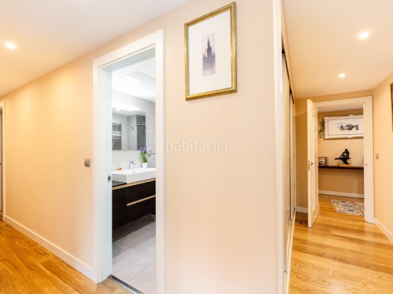 Foto 2a597e1a-2c67-43d3-937e-d0704fe1e5dd. Pis amb aparcament piscina a Montecarmelo Madrid