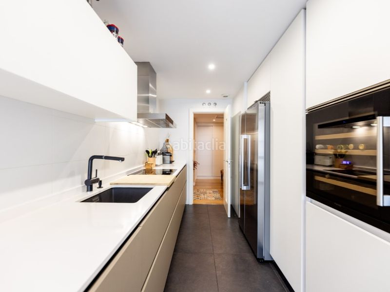 Foto 97de580f-f4c7-40c2-a724-d41e0baeb20f. Pis amb aparcament piscina a Montecarmelo Madrid