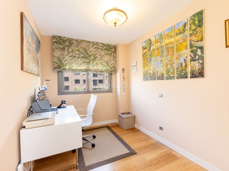 Foto afa41217-4359-4b01-9ca7-d70b84f1c80b. Pis amb aparcament piscina a Montecarmelo Madrid