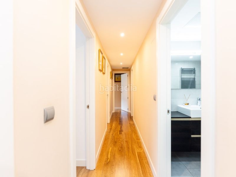 Foto cd0d09a9-3d30-4555-af97-214ca94c7d7c. Pis amb aparcament piscina a Montecarmelo Madrid