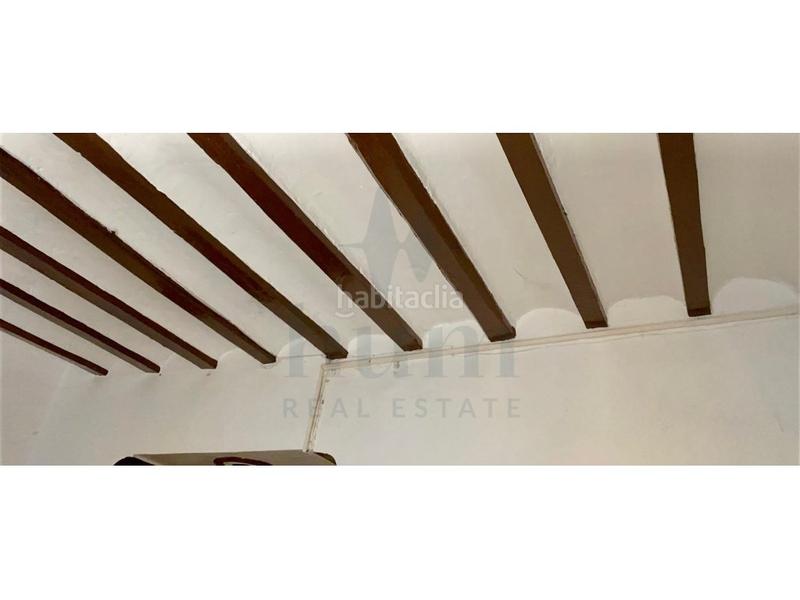 Foto 07dd8976-5359-464e-9df3-7daba1b39eb4. Casa amb aparcament a Dosbarrios